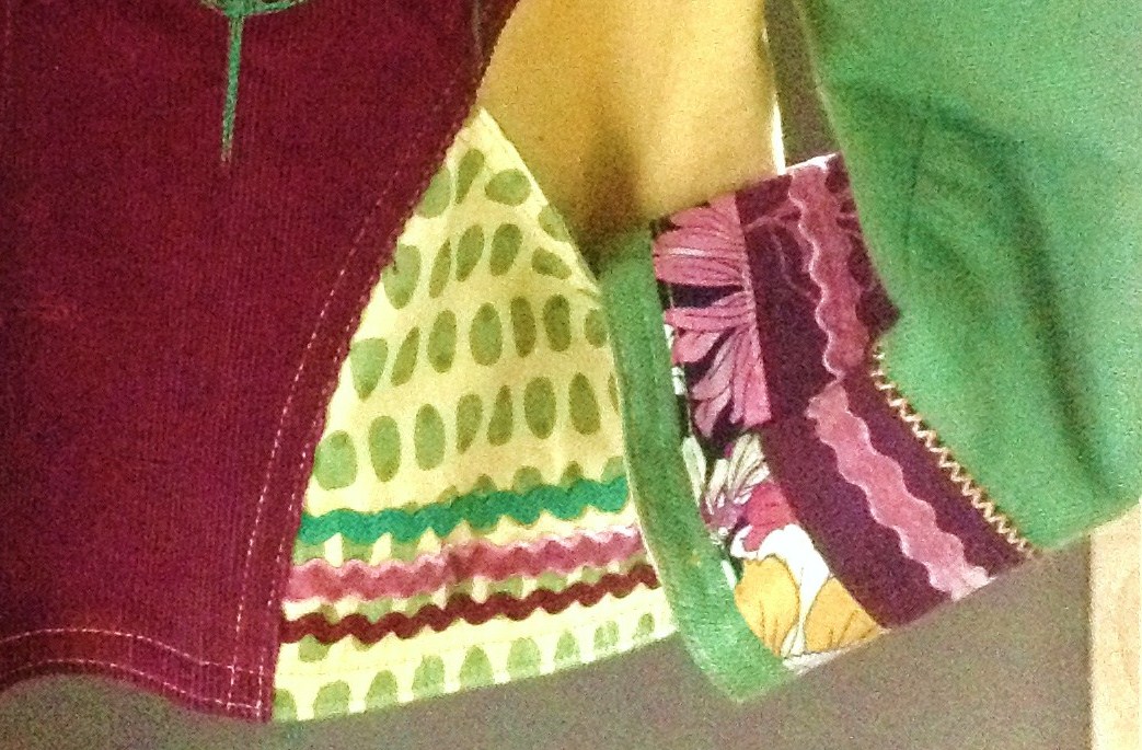 Pocket & sleeve detail kids Jacket, Make clothes for your kids, make your own childrens clothes Free style embroidery classes in Stroud, make your own Skirt, embroidery, creative needle work, hairband with dried flowers using organza, Cotswold sewing classes, sequins, learn to sew, making clothes, free hand embroidery, sequins, wrap around skirt, sewing classes, textile workshops, learn to know your sewing machine, up-cycle clothes and create a new wardrobe, making a bag using recycled fabric